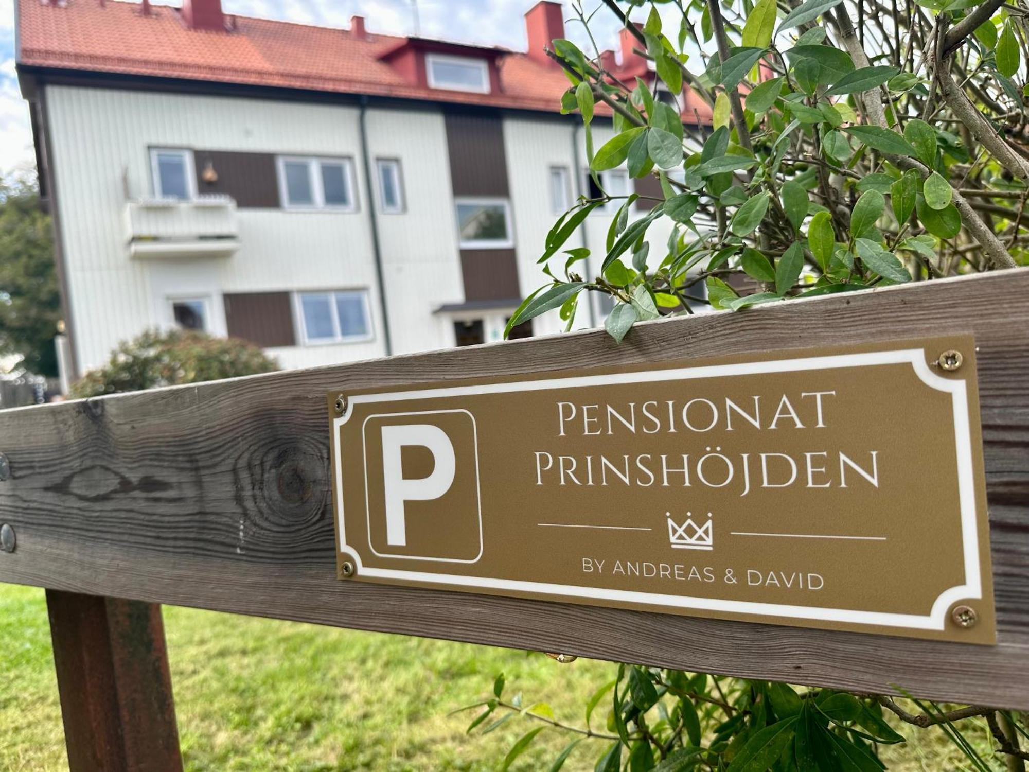 Pensionat Prinshöjden Katrineholm Exterior foto